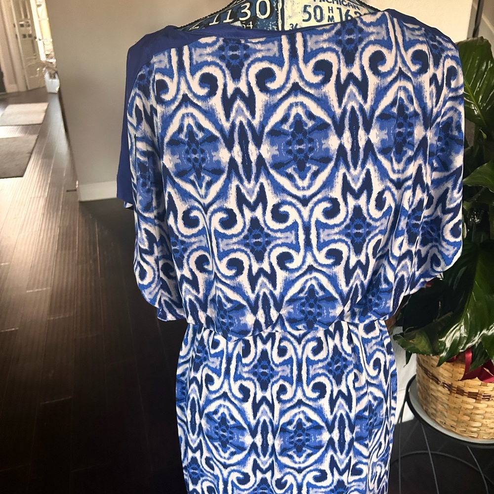 Blue Geometric Pattern Dress - image 3